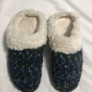 Women’s Isotoner Slippers